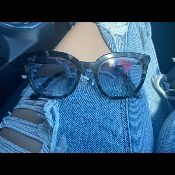 Prada sunglasses. Worn once! Super cute!! main image 4
